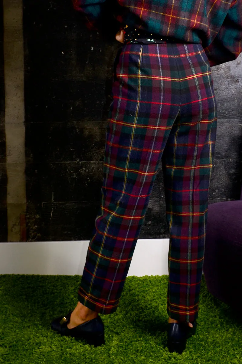 1980's High Waisted Plaid Golf Pants w/ Tapered Ankle XS