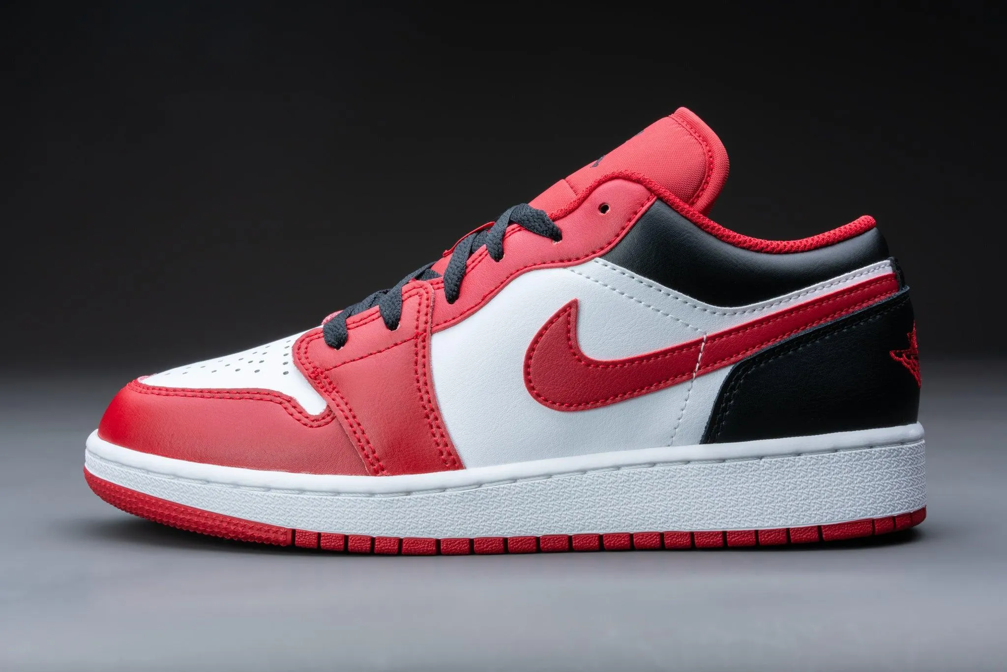 Air Jordan 1 Low Bulls (GS)