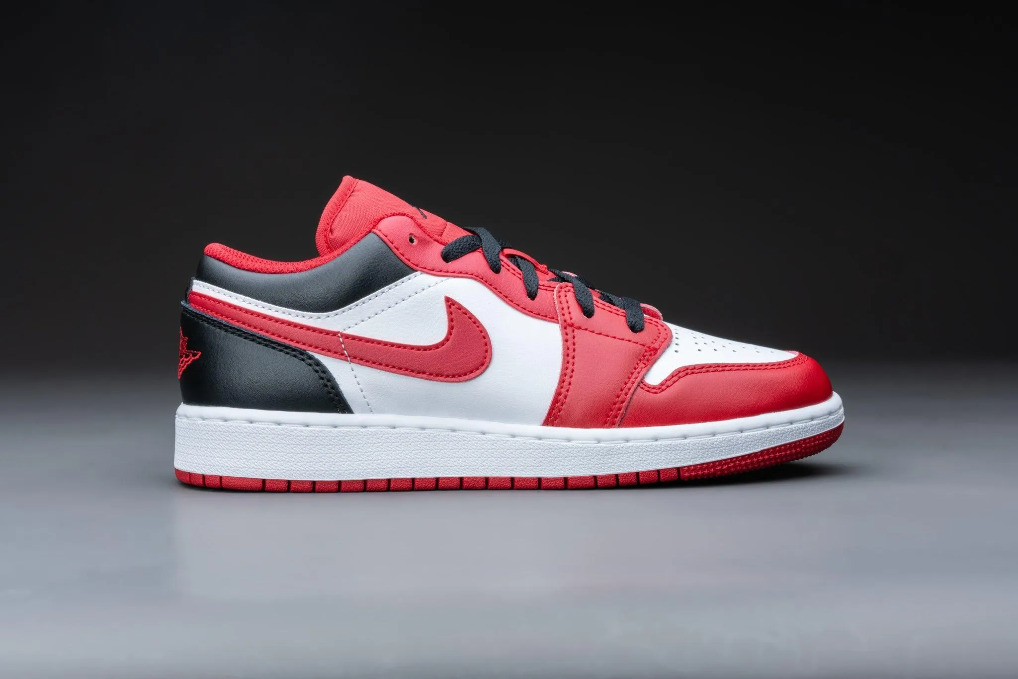 Air Jordan 1 Low Bulls (GS)