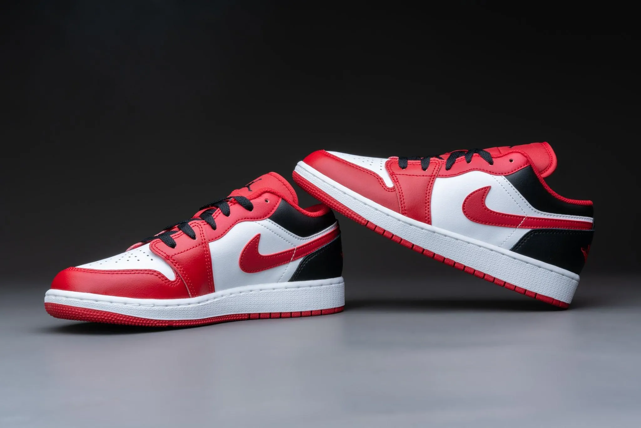 Air Jordan 1 Low Bulls (GS)