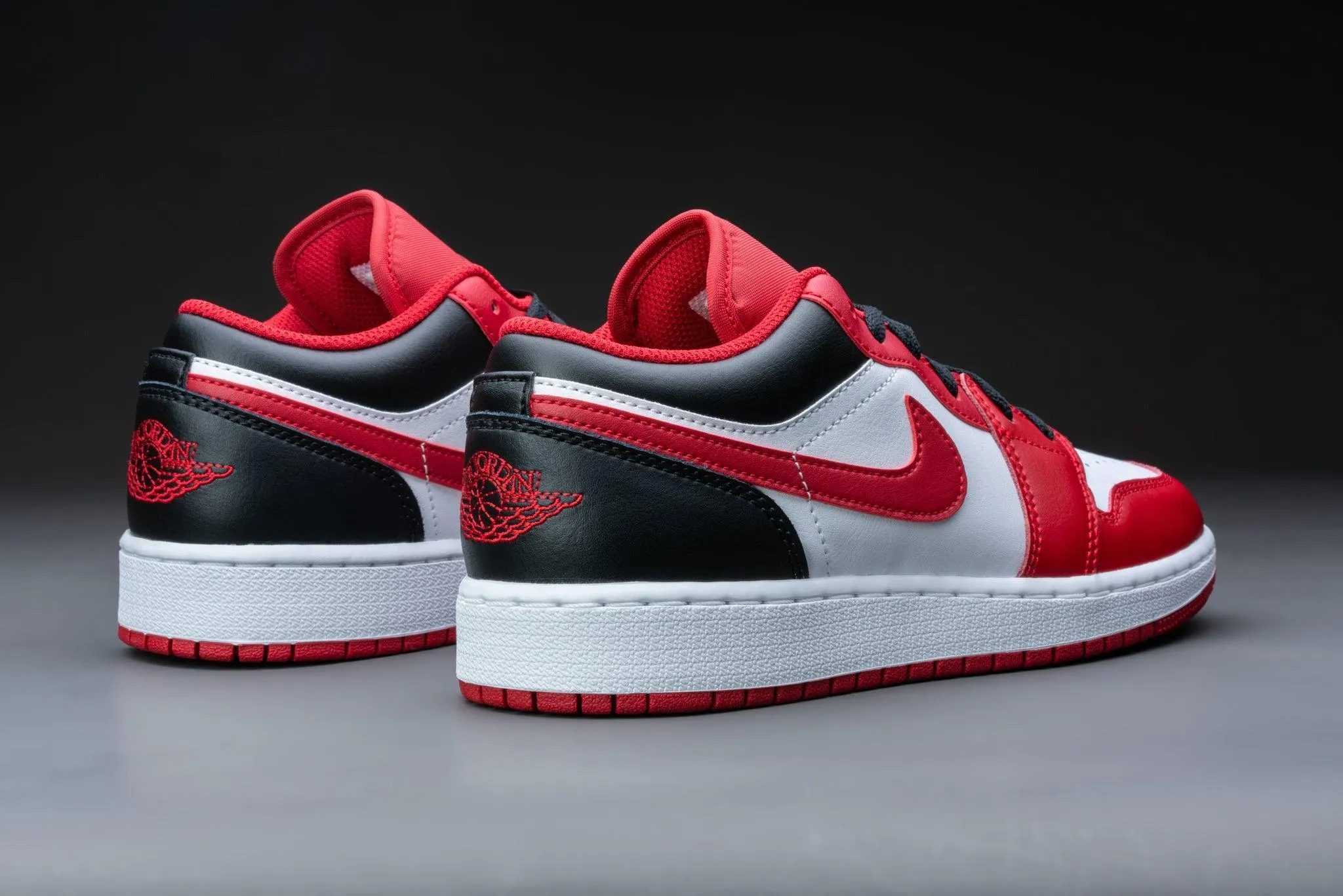 Air Jordan 1 Low Bulls (GS)