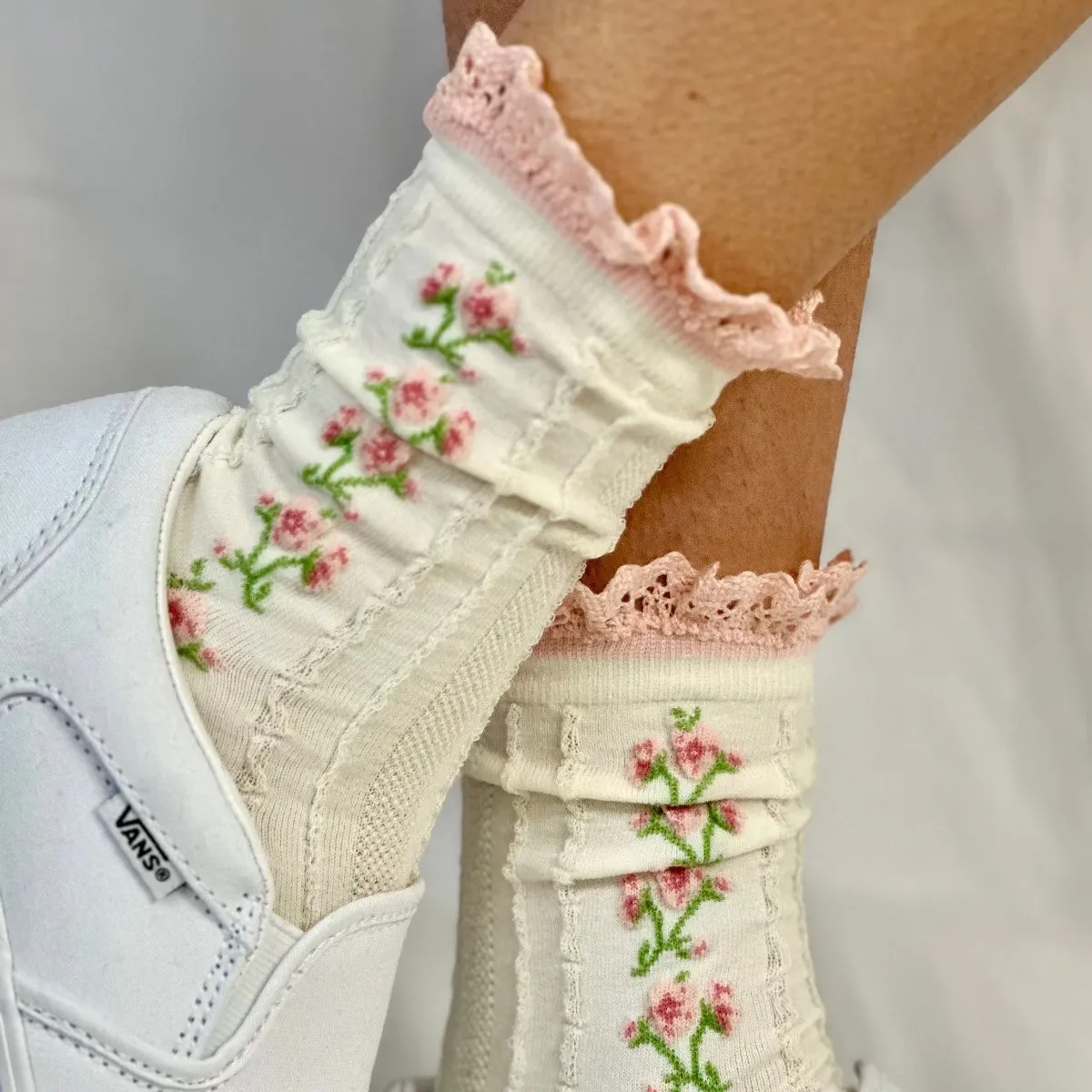 GARDEN PARTY floral lace ankle sock - pink ivory