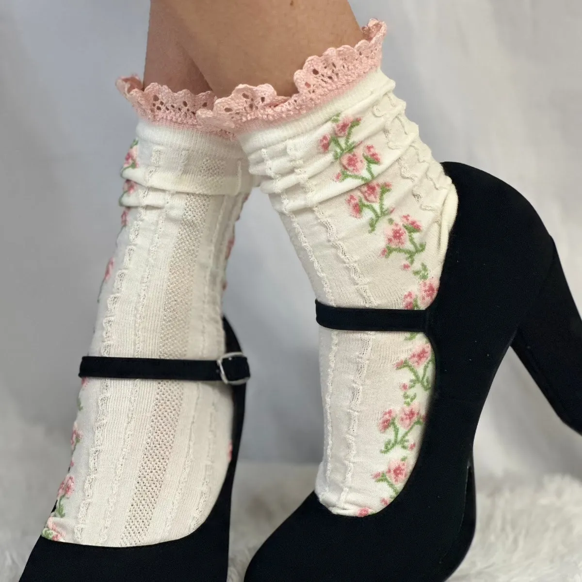 GARDEN PARTY floral lace ankle sock - pink ivory