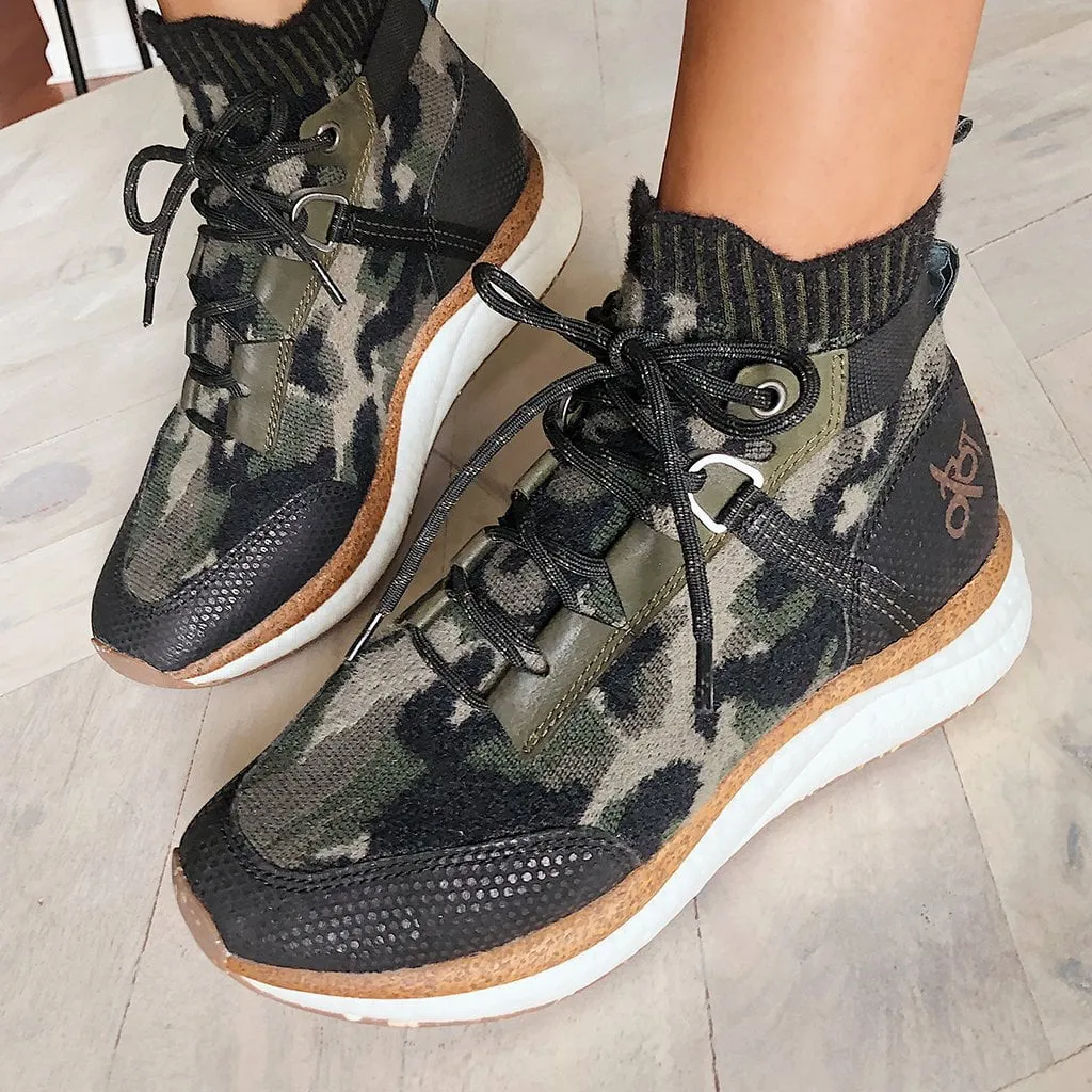 HYBRID in PINE High Top Sneakers