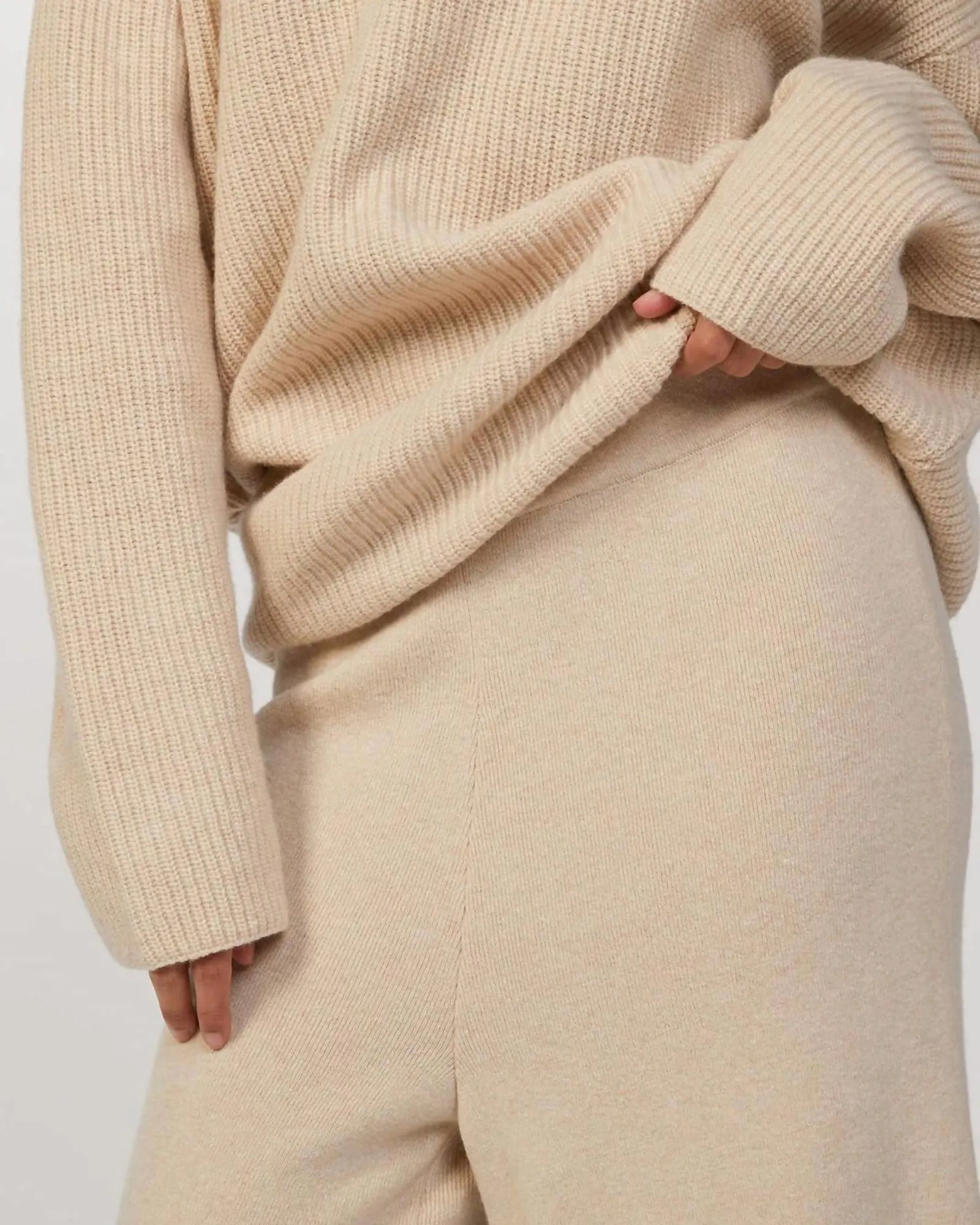 Kora Tricot Pant in Beige | Beige