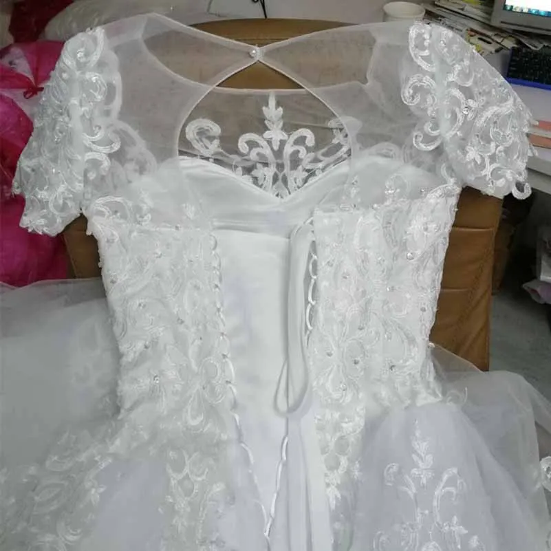 Lace Round Neck Ball Gown Tulle Beaded Short Sleeve Wedding Dress