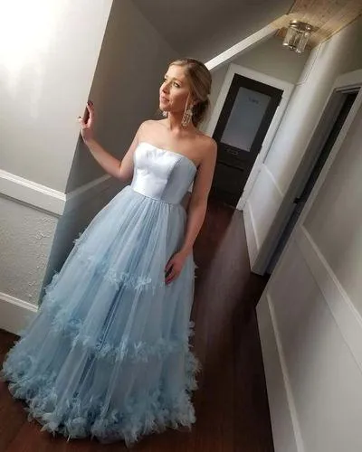 Light Blue Strapless Long Prom Dresses Tulle Graduation Gown