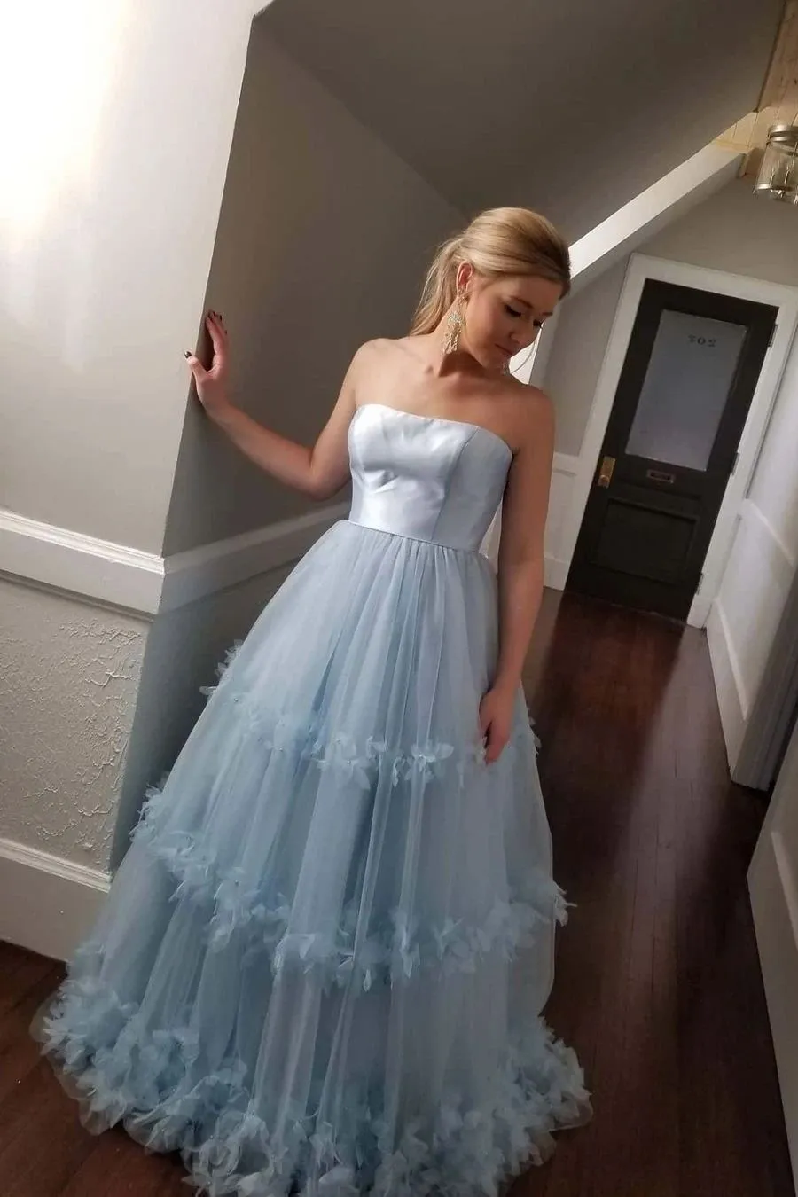 Light Blue Strapless Long Prom Dresses Tulle Graduation Gown