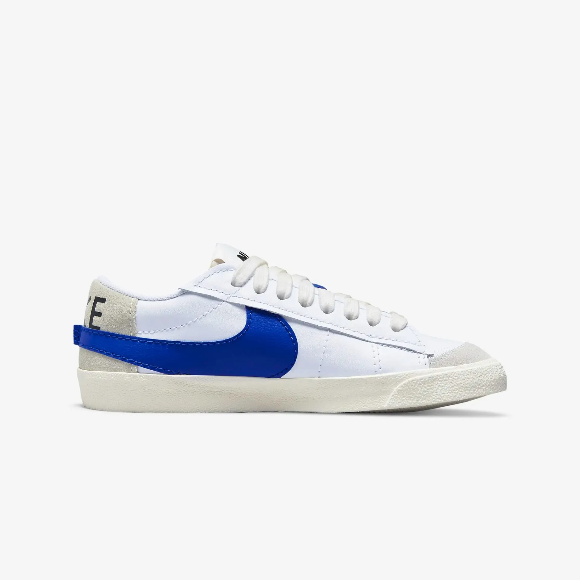 Nike | BLAZER LOW 77 JUMBO  { LIGHT BONE / OLD ROYAL