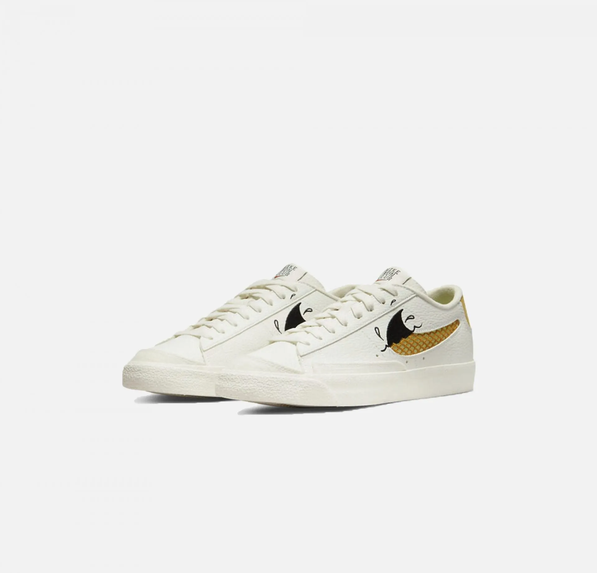 Nike | BLAZER LOW '77 SE NEXT NATURE { SAIL / SANDED GOLD