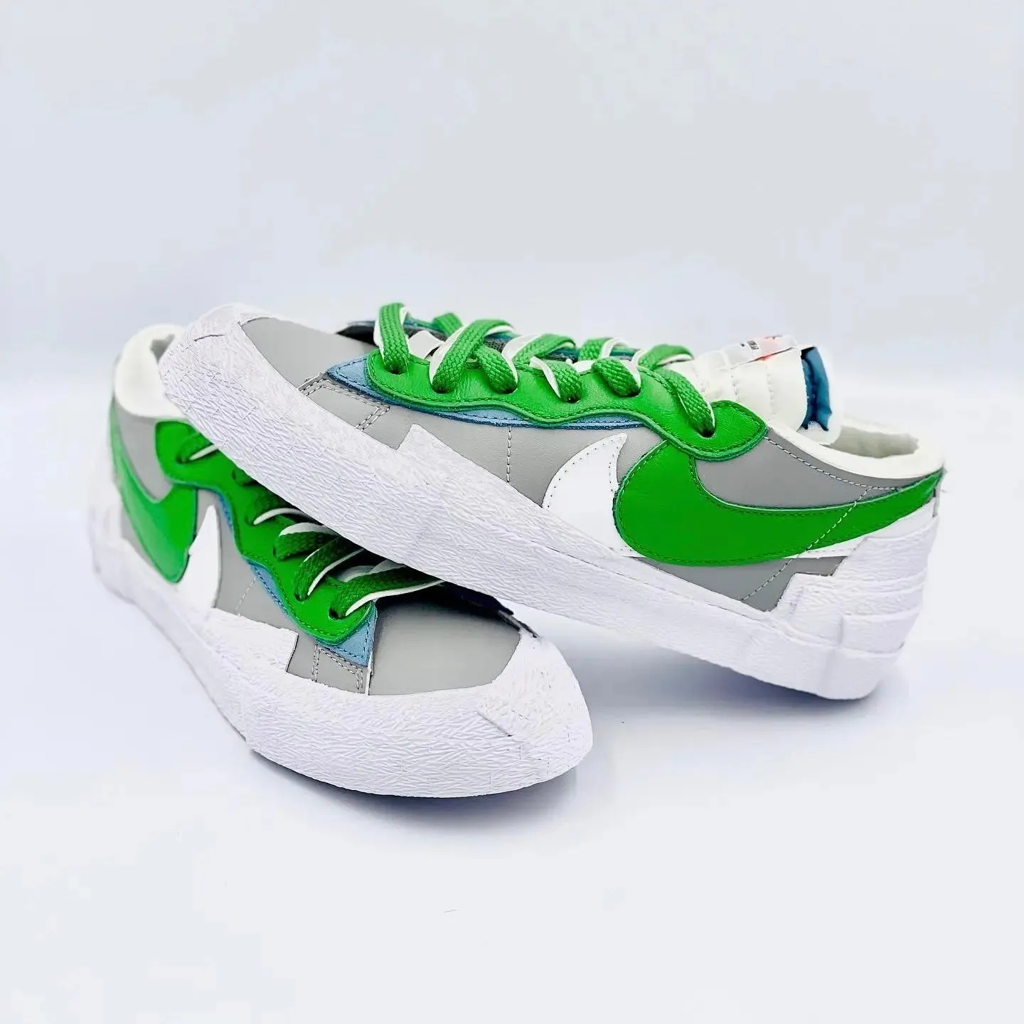 Nike Blazer Low Sacai Medium Grey Classic Green