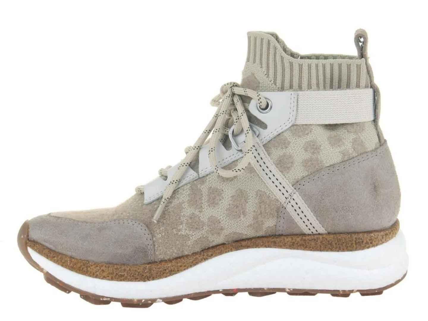 OTBT: Hybrid in KHAKI Sneakers