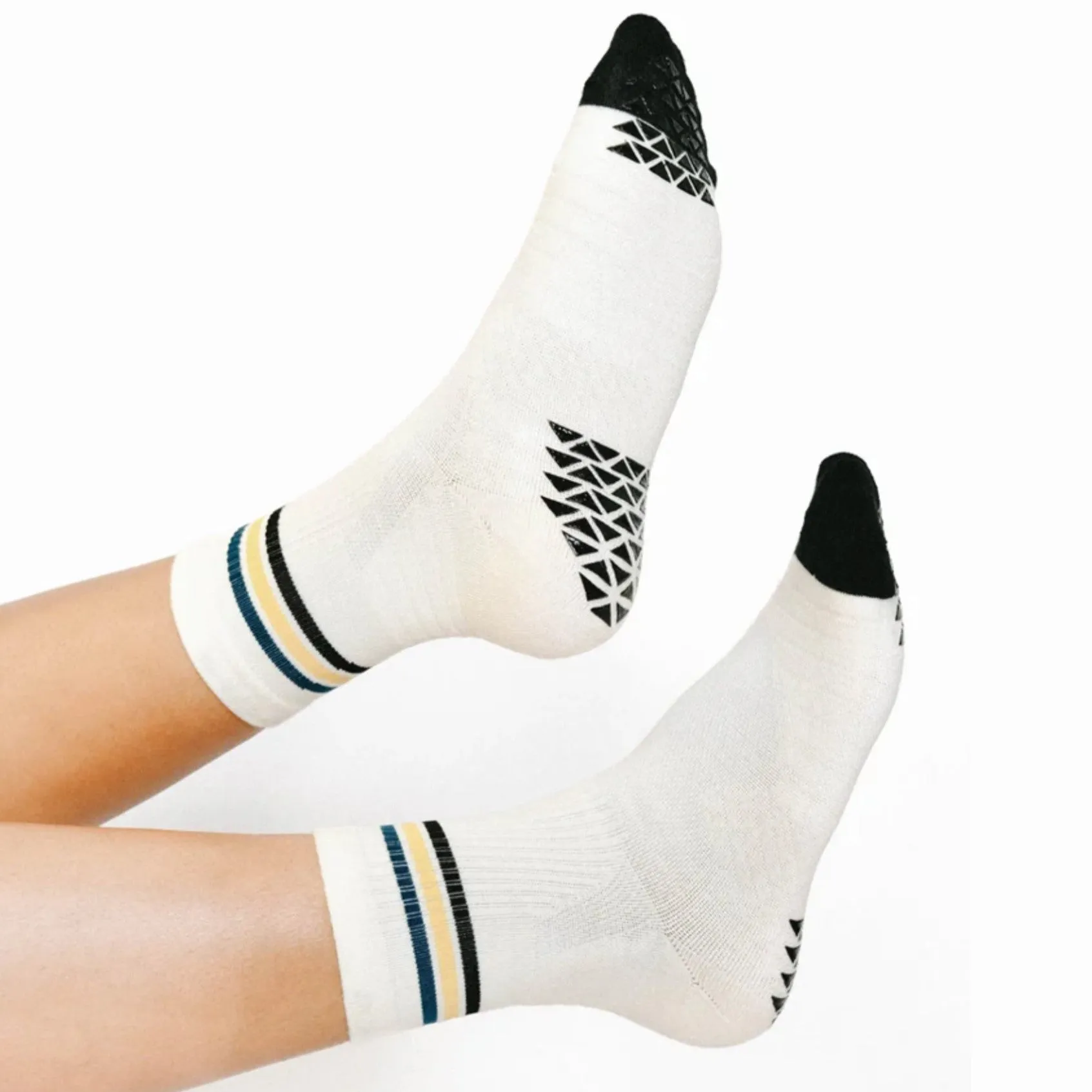 Phoebe Ankle Runner Grip Sock - (Running)