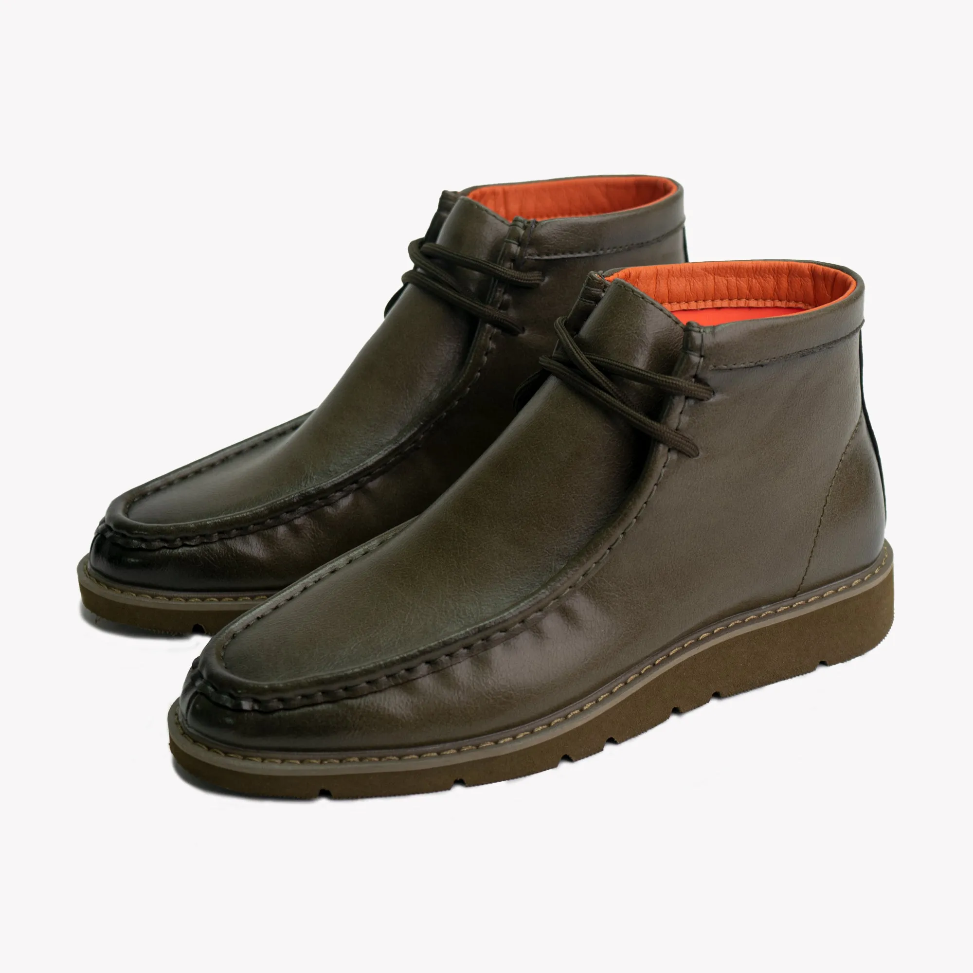 The Mojave L TAYNO Leather Moc Dessert Chukka Sneaker