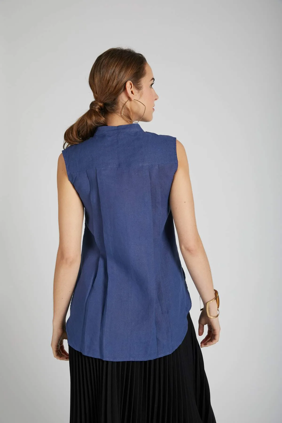 Zephyr Sleeveless Shirt