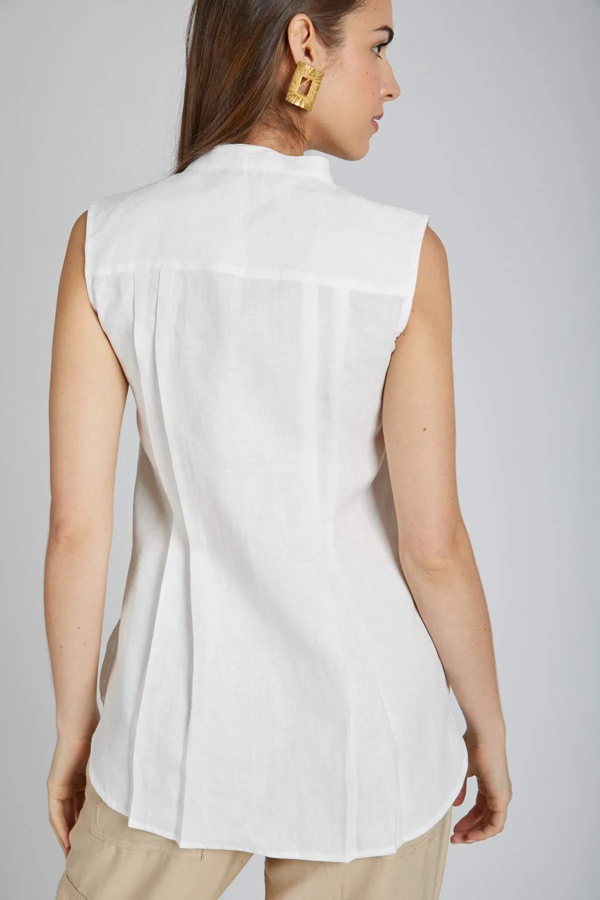 Zephyr Sleeveless Shirt